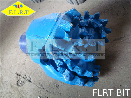 İyi bir fiyat. Yeraltı Suyu İçin Tungsten Karbür TCI Tricone Bit 5 7/8 İnç - 36 İnç çevrimiçi