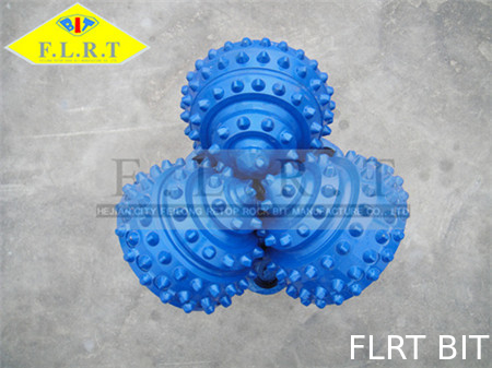 İyi bir fiyat. Kuyu Delme İçin Dayanıklı Tricone Kaya Bit / Sert Kaya Matkap Uçları 12 1/4 