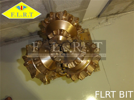 İyi bir fiyat. Petrol / Gaz Kuyu Sondajı için Mill Tooth Tricone Bit 11 5/8 